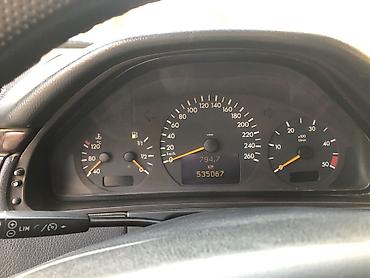 Mercedes-Benz: Mercedes-Benz 270: 2.7 l | 2000 il Sedan — 7
