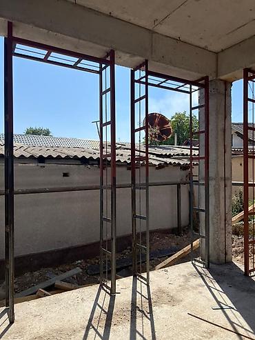 Распашные ворота: Металлические ворота с калиткой, жалюзийного типа - Материал — 2