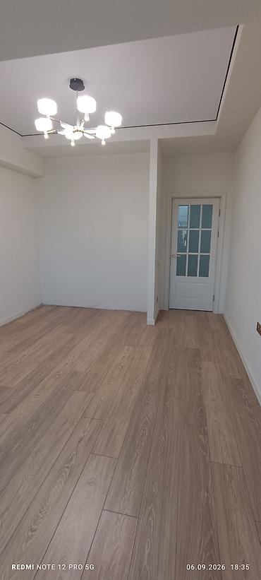комната с подслением: 45 м², Без мебели — 6