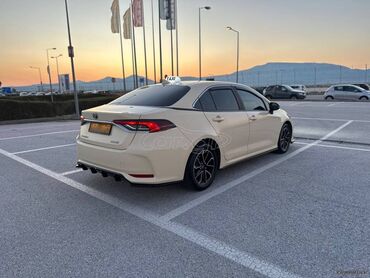 Toyota: Toyota Corolla: 1.8 l. | 2022 έ. Λιμουζίνα — 10