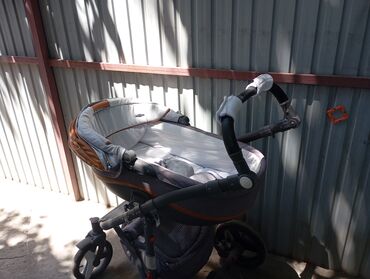 Коляски: Коляска, цвет - Серебристый, Б/у — 10
