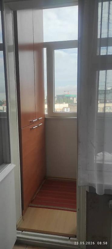 12: 3 комнаты, 70 м², 12 мкр 106 серия, 7 этаж, Косметический ремонт — 2