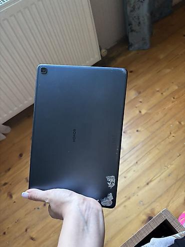 ipad 10 qiyməti: HONOR pad X8 az islenib 370e alinib 250e satilir razilasma yolu — 2