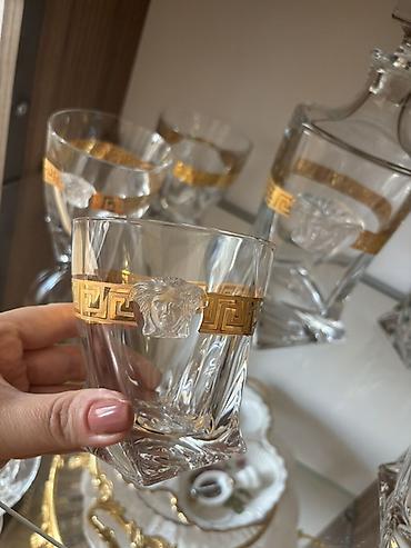 versace servis: Cexiya dəsti 1 bakal sindigina gorə ucuuz satilir işlənmiyib — 2