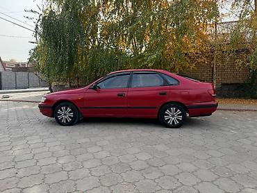 mini kuper: Toyota Carina E: 1992 г., 1.6 л, Механика, Бензин, Лифтбек — 2