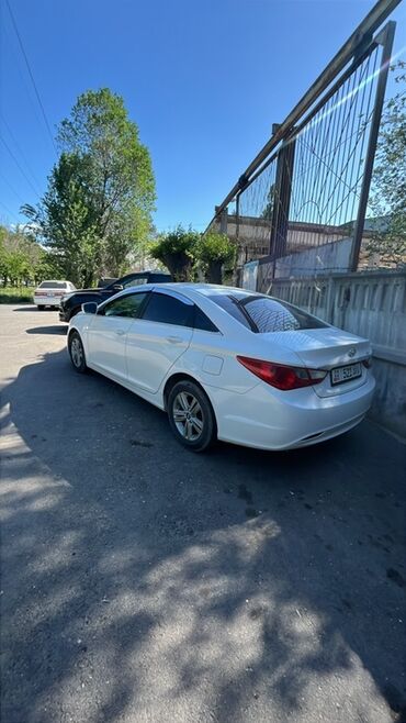 санат: Hyundai Sonata: 2013 г., 2 л, Автомат, Газ, Седан