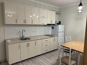 flat osh: 1 комната, 32 м², Аламединский рынок / базар Индивидуалка, 1 этаж, Дизайнерский ремонт — 3