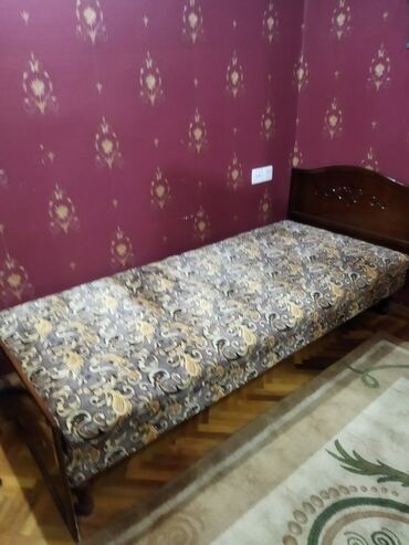 двухместная кровать: Односпальная кровать, С подъемным механизмом, С матрасом, Без выдвижных ящиков