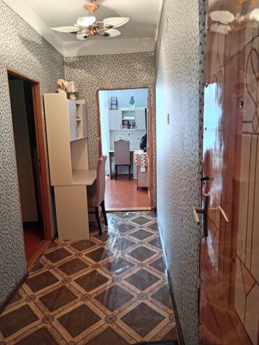 Köhnə tikili: Saray, 2 otaqlı, Köhnə tikili, 58 kv. m — 4