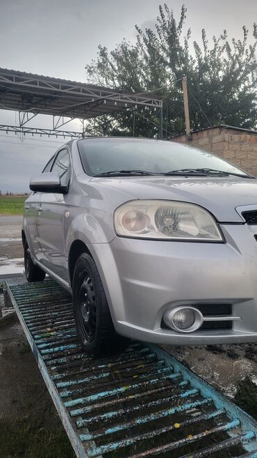 dord göz: Chevrolet Aveo: 1.4 l | 2007 il 321000 km Sedan