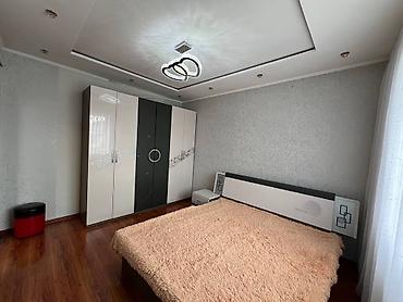 Продажа коттеджей и домов: Продаётся дом 	•	Площадь: ~220 м² 	•	Участок: 5 соток 	•	2 этажа — 25
