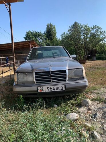 купить багажник на крышу авто в бишкеке: Mercedes-Benz W124: 1990 г., 2.3 л, Механика, Бензин