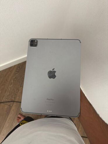 Fizika: İşlənmiş Apple iPad Pro 11 (2022), 11", 256 GB, Ünvandan götürmə