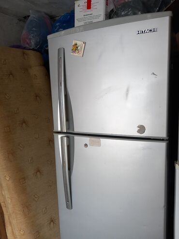 холодильник для молока: Холодильник Hitachi, Б/у, Двухкамерный, No frost