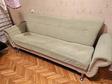 Yaşıl rəngli klassik üslubda üçnəfərlik divan - Rahat, geniş oturacaq lalafo.az -da Yaşıl rəngli klassik üslubda üçnəfərlik divan - Rahat, geniş oturacaq