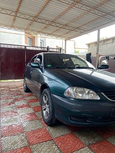 Продажа авто: Toyota Avensis: 2002 г., 1.8 л, Механика, Бензин, Седан — 9