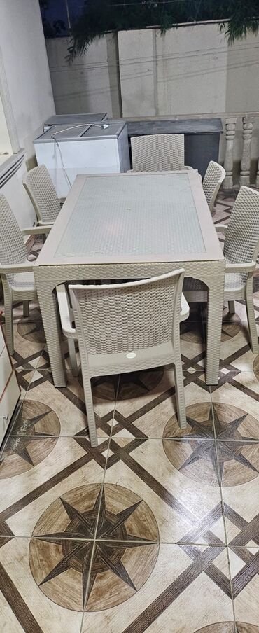 Bağ, çöl masa və oturacaq dəstləri: Bag stol,stullari ilə birgə satılır.Turkiye istehsalıdır.1000 manata