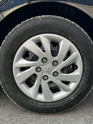 хюндай элентра: Hyundai Elantra: 2017 г., 2 л, Автомат, Бензин, Седан — 9