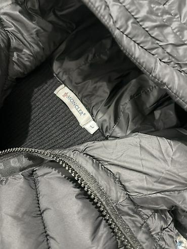 классом выше: Moncler новая мужская куртка-джемпер с капюшоном, размер L. Размер — 3