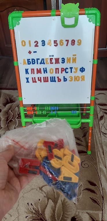 школьный мел: Срочно!!! В связи с переездом продаю двусторонний детский мольберт — 6
