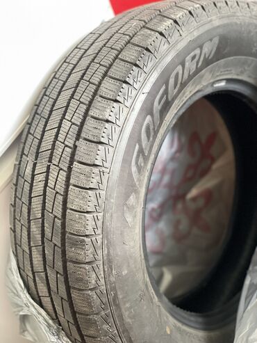 шина 22565r17 зима: ПРОДАЮ ЗИМНИЕ ШИНЫ!!! Размер 225/70R16 Цена 4000сом (1 шт) В наличии