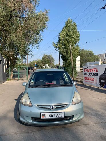 срочно сатам акча керек: Honda Fit: 2007 г., 1.4 л, Вариатор, Бензин, Хетчбек