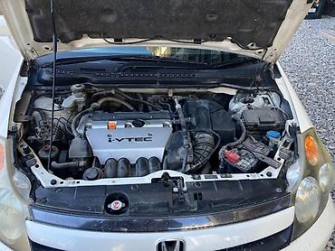 Honda: Honda Stream: 2003 г., 2 л, Автомат, Бензин, Минивэн — 6