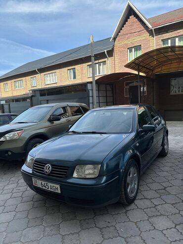 жугули талас: Volkswagen Bora: 2002 г., 1.6 л, Автомат, Бензин, Седан