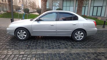 Hyundai: Hyundai Elantra: 1.6 l | 2004 il Sedan — 6