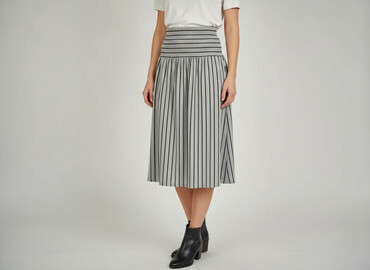 spódnice plisowane na wesele: Women`s skirt, size S