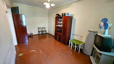 квартира сахзавод: 1 комната, 28 м², Сталинка, 1 этаж, Старый ремонт
