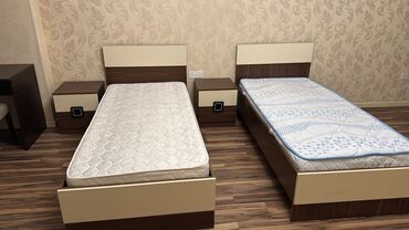 setqa kravat: İşlənmiş, Təknəfərlik çarpayı, Matras ilə