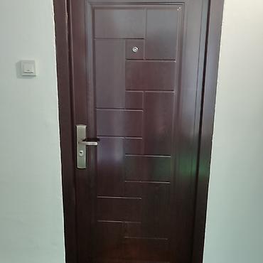 Stan na dan: ​garsonjeru od 21m2 na odličnoj lokaciji u Ustaničkoj ulici (kod — 9