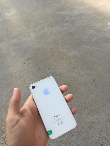 IPhone 4S, Б/у, 16 ГБ, Белый, Кабель