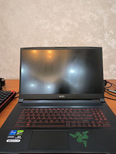 msi noutbuk: İşlənmiş MSI, 17.3 ", Intel Core i7, 512 GB, Ünvandan götürmə