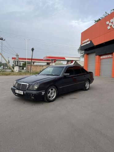крышка матор: Mercedes-Benz E-Class: 1998 г., 3.2 л, Автомат, Бензин, Седан