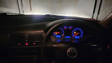 Volkswagen: Volkswagen Golf: 2002 г., 1.6 л — 5