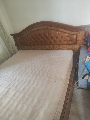 железная кровать: Б/у, Двуспальная кровать, С матрасом, Азербайджан