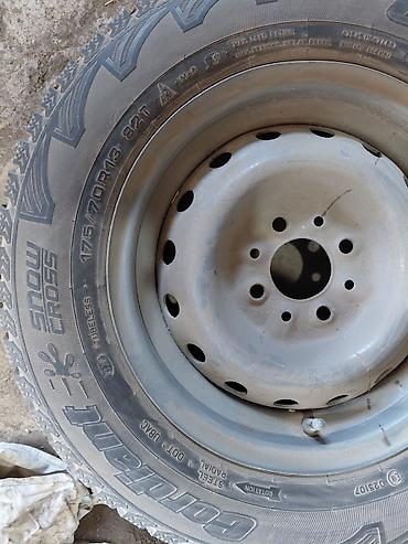 ключ крест: Колеса в сборе 175 / 70 / R 13, Зимняя шипованная, Б/у, Легковые, Железные, отверстий - 4 — 2