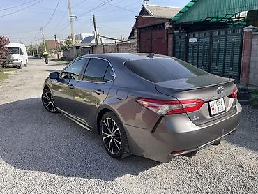 Toyota: Toyota Camry: 2019 г., 2.5 л, Автомат, Бензин, Седан — 2