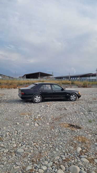 перфорация тормозных дисков: Mercedes-Benz W124: 3.2 л, Автомат, Газ, Седан