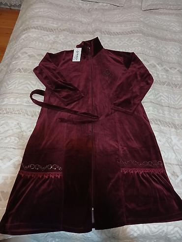 mor rəng: Bordo rəngli məxməri xalat/ev geyimi - Material: yumşaq məxmər — 1
