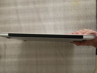 ucuz macbook: Apple MacBook, 17 ", Intel Core i5, 256 ГБ