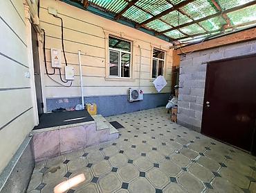 Продажа барачных домов: Продается: Пол дома на Жукеева Пудовкина 🏡✨ Общая площадь – 67,2 кв.м — 3