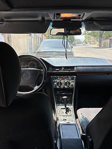 ilkin ödənişsiz yeni avtomobil: Mercedes-Benz W124: 2.2 l | 1994 il Sedan — 7