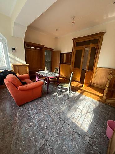 Долгосрочная аренда домов: 400 м², 7 комнат, Балкон застеклен, Видеонаблюдение, Бассейн — 16