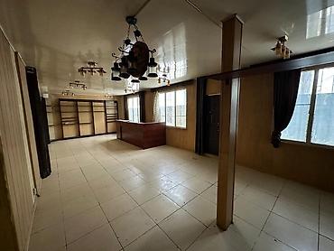 Продажа помещений свободного назначения: Здание смешанного типа, расположенное на угловом участке, идеально — 7