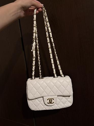zara canta: Ağ rəngli, klassik dizaynlı çiyin/çarpaz çanta. Quilted (romb tikişli) — 1