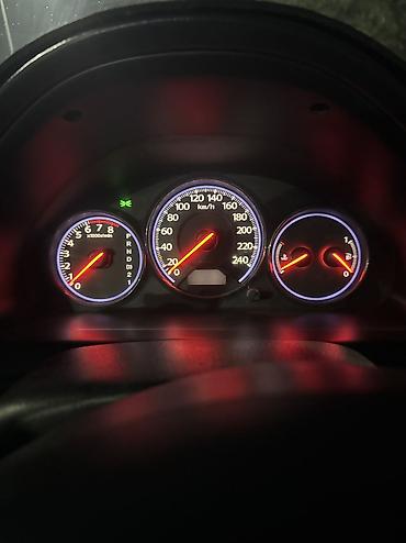 автомабил купе: Honda Civic: 2002 г., 1.6 л, Автомат, Бензин, Седан — 10