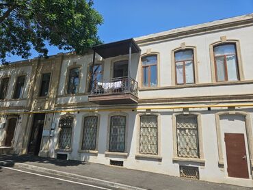 ЛуАЗ: Баку, 2 комнаты, Вторичка, м. Ичеришехер, 60 м²